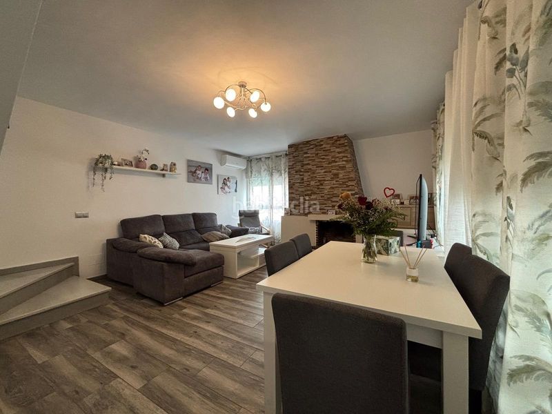 Foto d7481fdf-e891-49e8-a5df-7649760a14b1. Dúplex amb aparcament piscina a Centro Alhaurín de la Torre