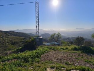 Landgut in Residencial Jardín Botánico. Venta terreno rustico paraje puertollano  no hipotecable