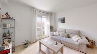 Flat in Centro. Piso casi nuevo con garaje en pleno centro de alhaurín de la tor