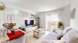 Flat in Centro. Piso casi nuevo con garaje en pleno centro de alhaurín de la tor