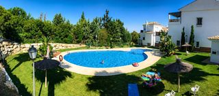Casa adossada a Buenavista-Lauro Golf. Exclusivo adosado en lauro golf con 4 terrazas, orientacion sur