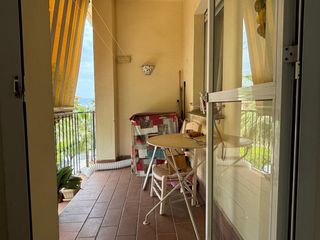 Piso en Platero - El Limón. Amplio piso en el centro de alhaurín de la torre con 3 habitacio