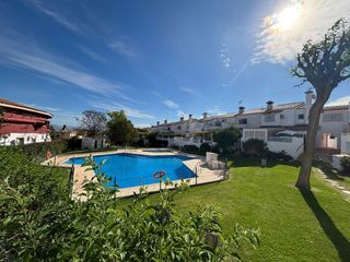 Casa adossada a Platero - El Limón