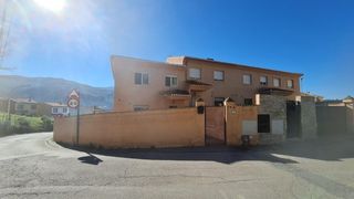 Doppelhaus in Cenes de la Vega. Pareado en cenes de la vega  la amplitud y privacidad de un pare