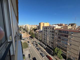 Penthouse  Calle martínez maldonado. Exclusiva vivienda en última planta en gamarra con vistas despej