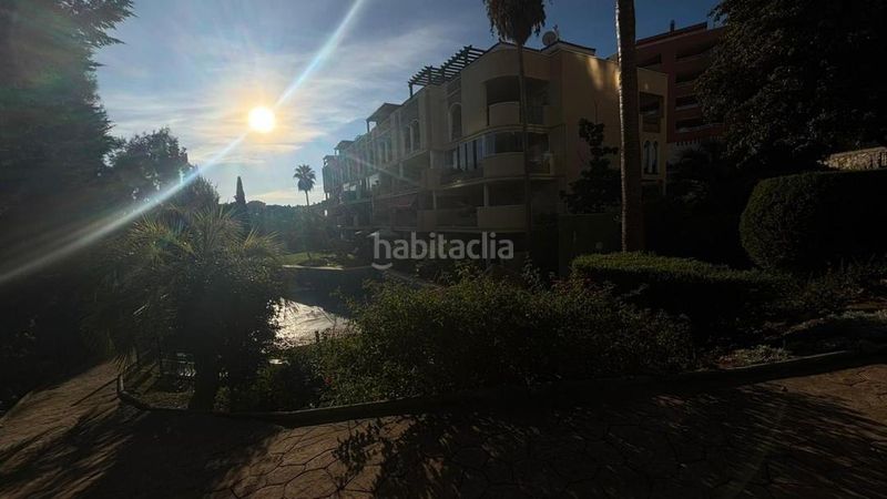 Foto 2ce1ac2d-84a0-43b3-8dd3-f36d0b229c41. Pis amb aparcament piscina a Riviera del Sol Mijas
