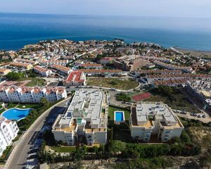 Lloguer Pis a La Cala del Moral. Alquiler exclusivo en la cala del moral con piscina y garaje