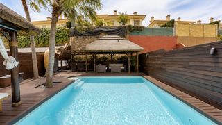 Doppelhaus in Capellanía - Retamar. Espectacular vivienda pareada en la capellanía piscina, 4 dormit