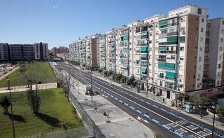 Flat in Martiricos - La Roca - La Rosaleda. Piso de 3 dormitorios, a un paso del centro de málaga
