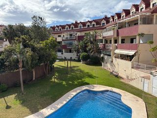 Pis a Hacienda Torrequebrada. Piso de 2 dormitorios en torrequebrada golf con vistas al mar, p