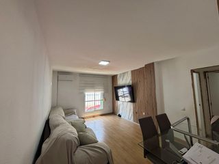 Piano terra in Platero - El Limón. Piso de dos dormitorios en planta baja con patio interior en ple