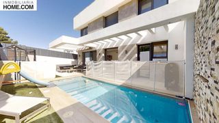 Casa aparellada a Capellanía - Retamar