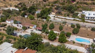 Chalet  Avenida del romeral. Finca rústica con afo, dos viviendas, piscina y 2.700 m2 de parc