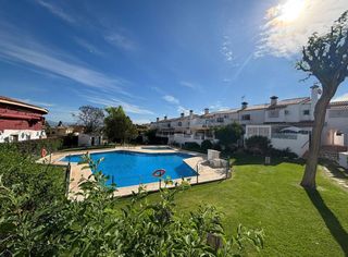 Casa adossada a Platero - El Limón