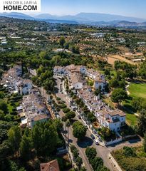 Reihenhaus  Avenida general caffarena. Exclusivo adosado en lauro golf con 4 terrazas, orientacion sur