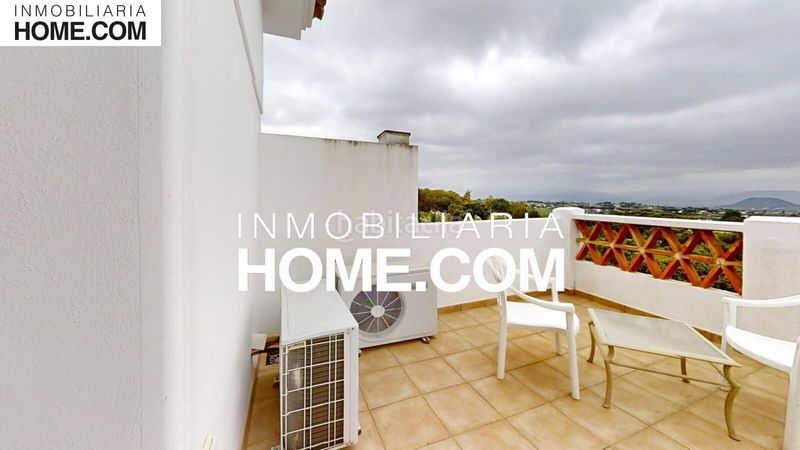 Foto 9b9be98e-0327-4f5f-b8d4-bd2f0d99f0e3. Casa adossada amb aparcament piscina a Buenavista-Lauro Golf Alhaurín de la Torre