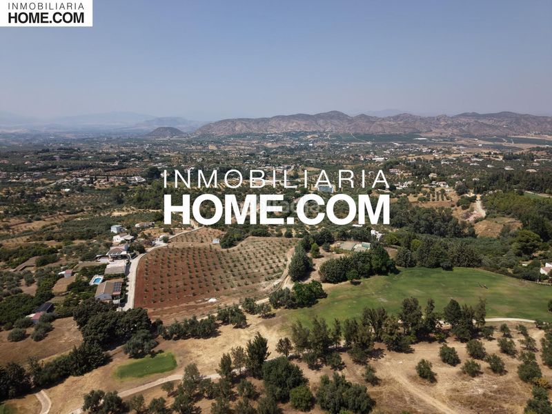 Foto ad241403-aef3-44ac-9015-0a78b2d2d742. Casa adossada amb aparcament piscina a Buenavista-Lauro Golf Alhaurín de la Torre