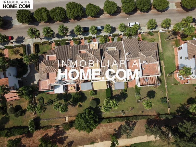 Foto de1c3f24-3884-4166-a14a-06261490b681. Casa adossada amb aparcament piscina a Buenavista-Lauro Golf Alhaurín de la Torre