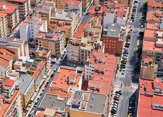 Appartement à Suárez. 3 dormitorios, exterior y edificio de 2010 en camino de suárez