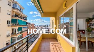 Appartamento  Calle pinosol. Amplio piso semireformado con terraza orientación sur en la vict