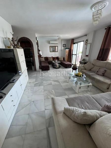 Foto 84bd2e32-29aa-4a74-999f-605f13559771. Etagenwohnung mit parking pool in Zona Centro Comercial Torrequebrada Benalmádena