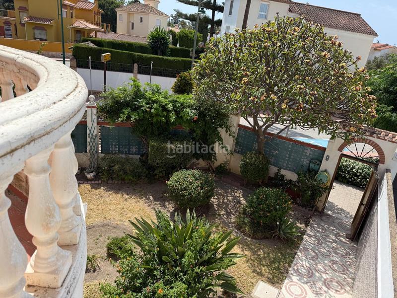 Foto 299c5900-96b1-435f-8e8d-93cf90c4cbc5. Towny house with parking in Guadalmar Málaga