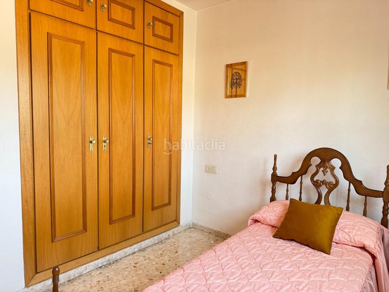 Foto 37330f93-5b6b-4265-a02d-efe1aeea6ae0. Towny house with parking in Guadalmar Málaga