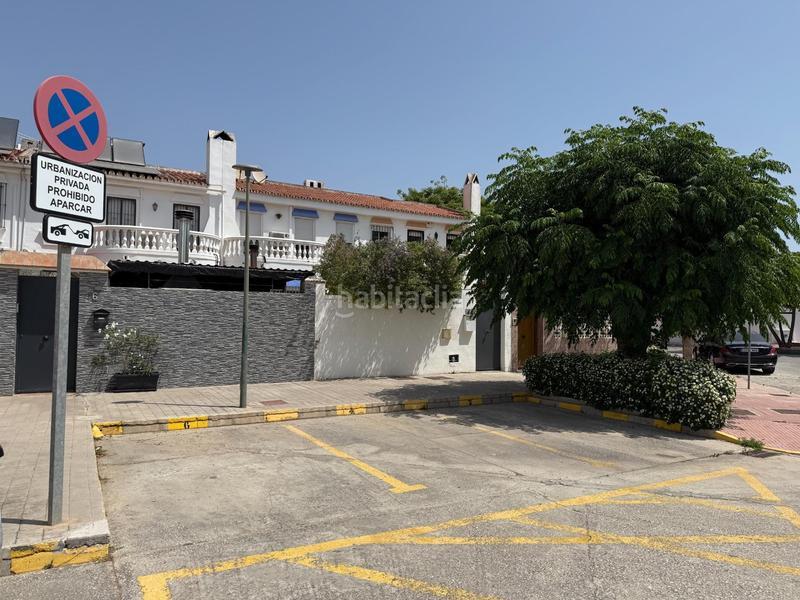 Foto 5b9441b8-cbb1-463f-b2f6-67b05b3e17b0. Towny house with parking in Guadalmar Málaga