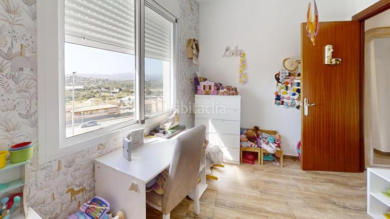 Foto f1b14987-3e21-4b0d-97f0-e633679a3534. Flat with parking in Centro Alhaurín de la Torre