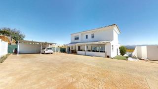 Chalet in Capellanía - Retamar. Villa exclusiva en alhaurín de la torre  zona capellanía  ermita