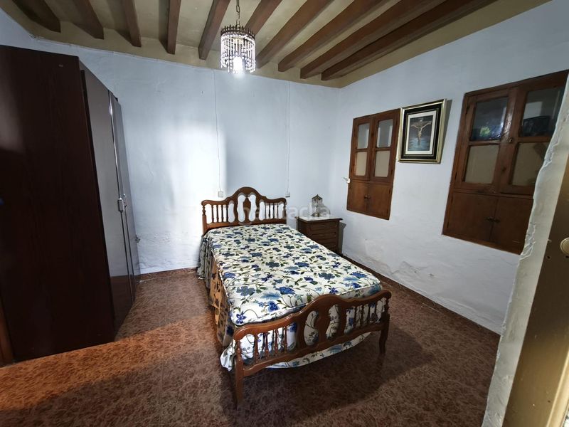 Foto df9f70bb-6c98-454f-820d-6b09a0d0fb2f. Casa  grande centrica en Colmenar