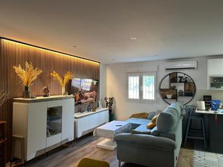 Chalet à Pinos de Alhaurín. Finca exclusiva en alhaurín de la torre  dos viviendas  1 hectár