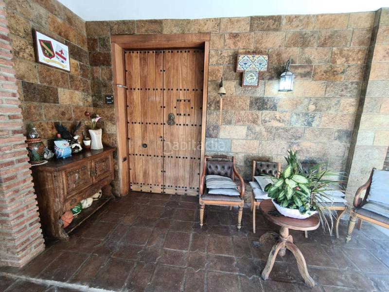 Foto 7c266cfc-342f-4c5f-a91d-3399dba1c54c. Xalet amb calefacció aparcament piscina a El Romeral-Peñón de Zapata Alhaurín de la Torre