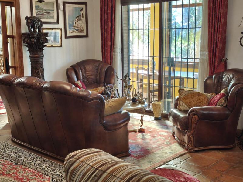 Foto bb39d1d6-496e-43df-a377-0583f8e28315. Xalet amb calefacció aparcament piscina a El Romeral-Peñón de Zapata Alhaurín de la Torre