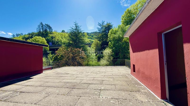 Foto fe4cdd0c-30cb-40ab-b5d4-fbfe0e737345. Pis a Eibar