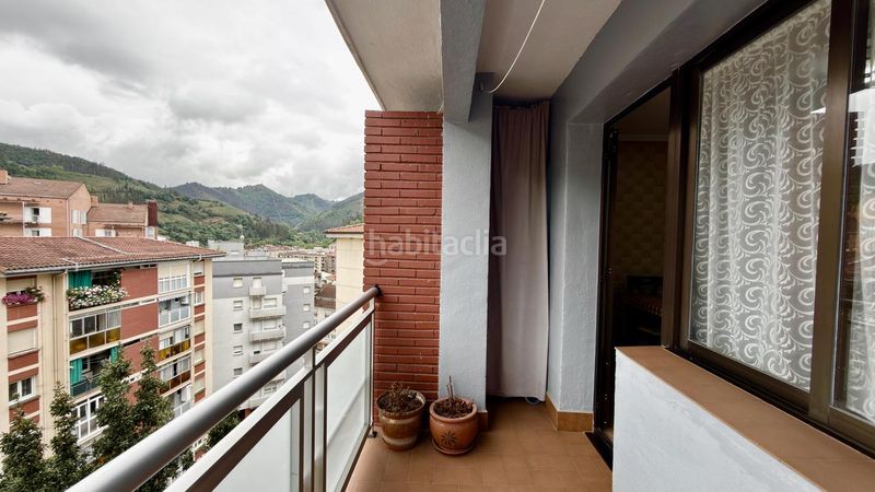 Foto d9b215e6-3668-410f-ab5f-0d923063da7b. Pis a Ermua