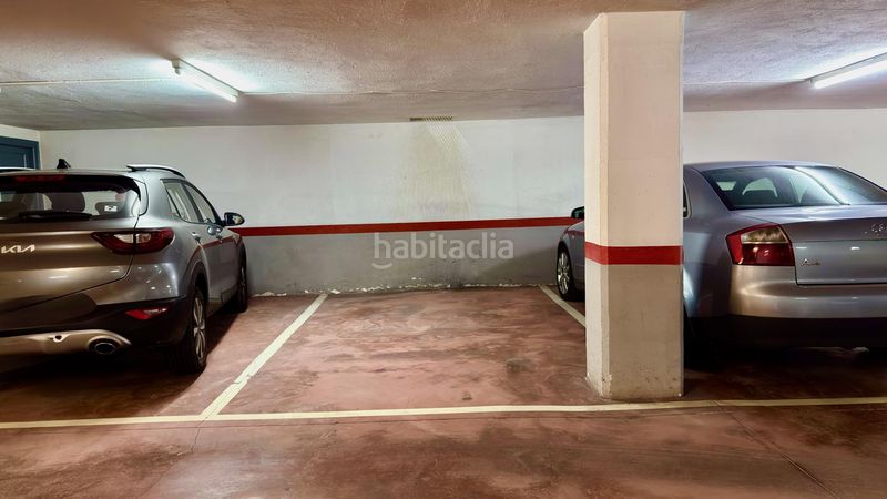 Foto 8b2529c7-99c2-4942-b2ca-5145f8433a6a. Aparcament cotxe a Ermua