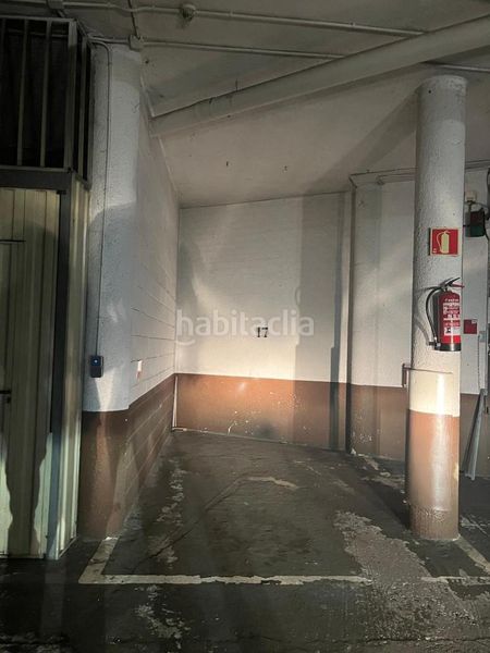 Foto 8b4ce905-716e-4c6b-8888-ea1c72d7f8c4. Aparcament cotxe a Durango