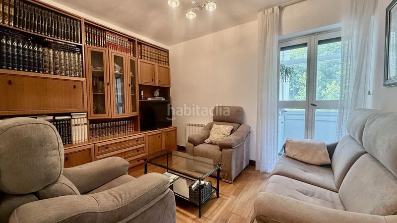 Foto 4503fe54-8394-4a7e-8dd6-603232b7a2c3. Flat in Eibar