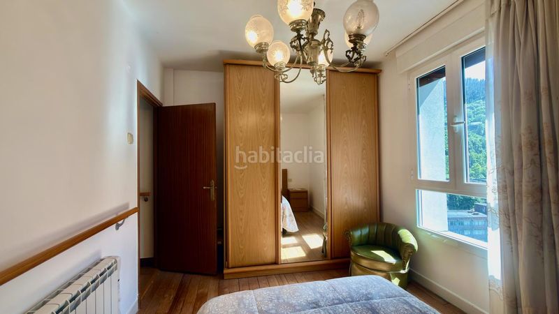 Foto f985ed9e-de08-489f-8051-7b20440bcb00. Flat in Eibar