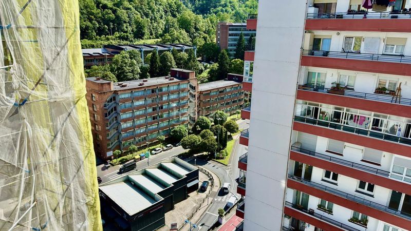 Foto fedcb16c-914d-4a02-bb7f-b7acc381478b. Flat in Eibar