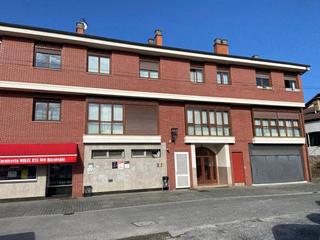 Pis  Eskolakoa kalea. Duplex en venta en abadiño eskolakoa con garaje y camarote.