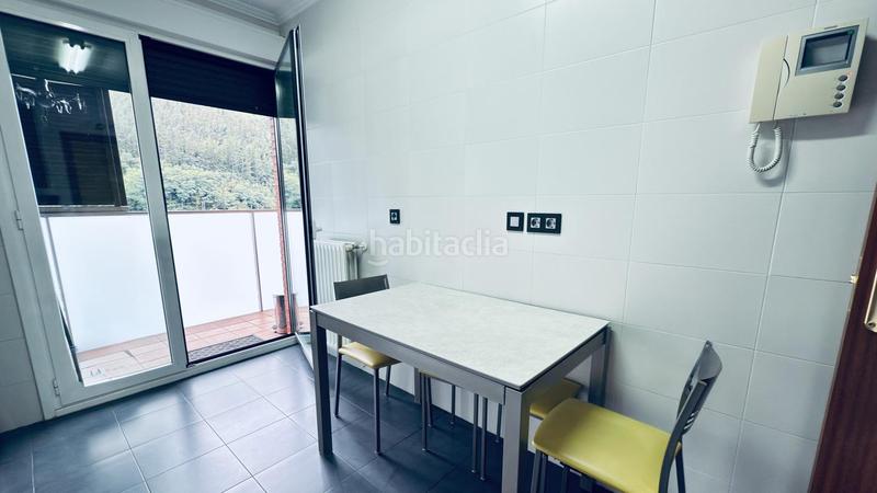 Foto ac5b6ccf-8514-47ff-a675-6876a1efd990. Piso en Ermua