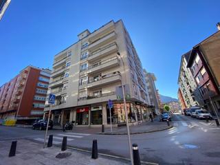 Flat  Antso estegiz zumardia. Piso en venta en durango antso estegiz con camarote.
