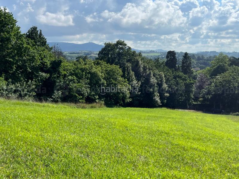 Foto a6781a7f-a664-4aa2-983c-f59ae2b3b2f2. Terrain résidentiel dans Cabueñes Gijón