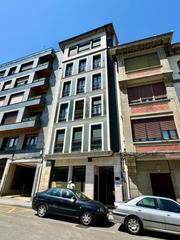 Etagenwohnung  Pola de lena - av constitucion. Dplex centro pola de lena