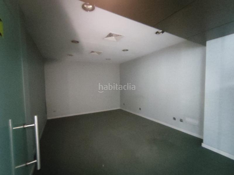 Foto f004eb46-45eb-41f9-9f02-5d1e524ff85d. Rent business premise in La Florida Oviedo