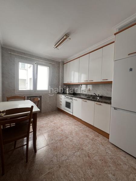 Foto c2c0bb51-fd49-4870-a52d-61c88fe78255. Rent flat with heating in La Arena Gijón