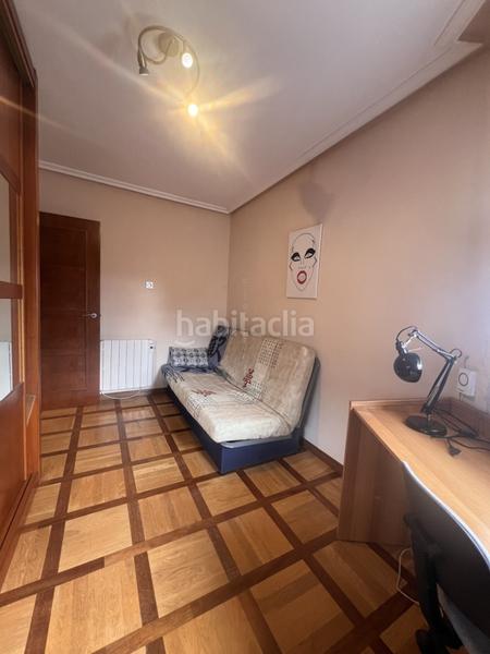 Foto 40882198-bf90-40dd-b299-90a2ad098833. Flat with heating in El Natahoyo Gijón