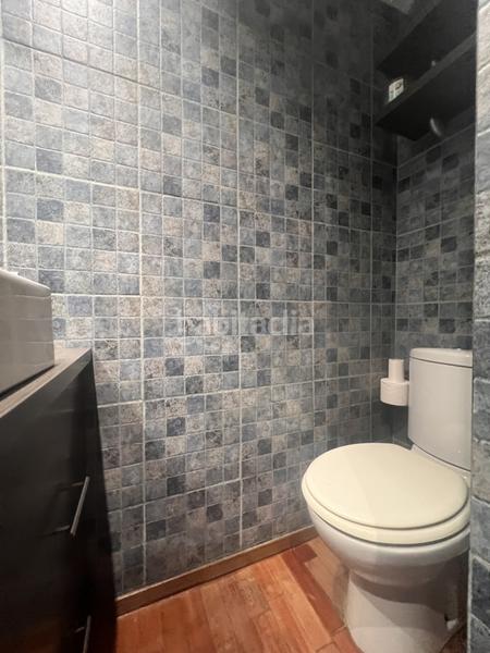 Foto 40fd579d-9d16-40ff-9d11-ec6c246866de. Flat with heating in El Natahoyo Gijón